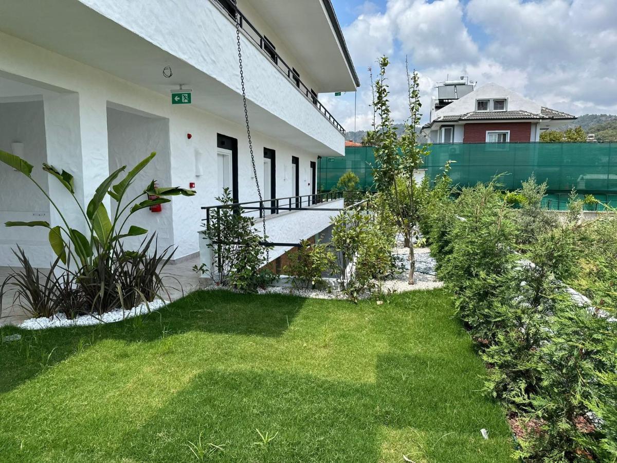 S-cape Otel